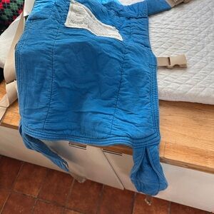 Lark Blue Short Carrier Comes with Box